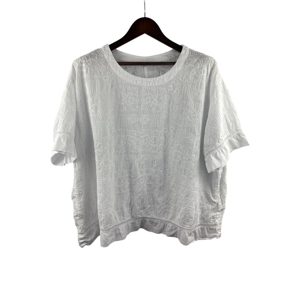 Women’s Focus XL White Embroidered Blouse